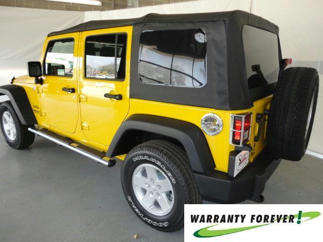 Jeep Wrangler 2011 photo 1