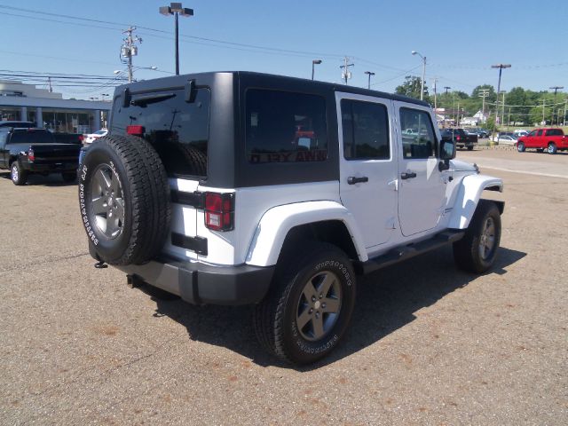 Jeep Wrangler 2012 photo 19