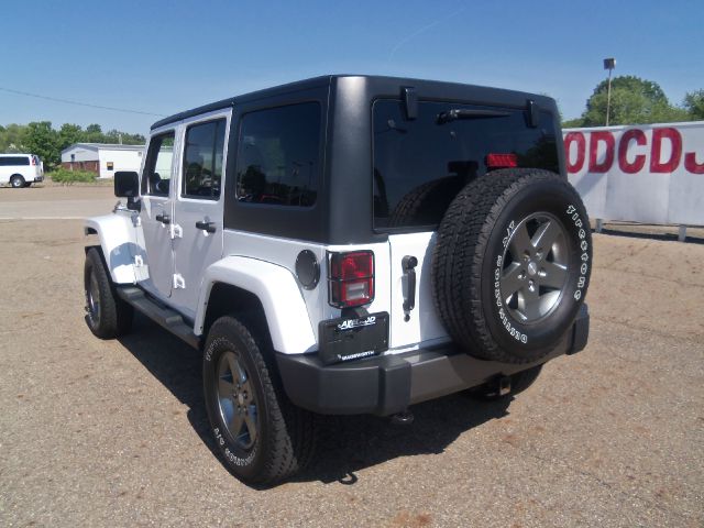 Jeep Wrangler 2012 photo 20