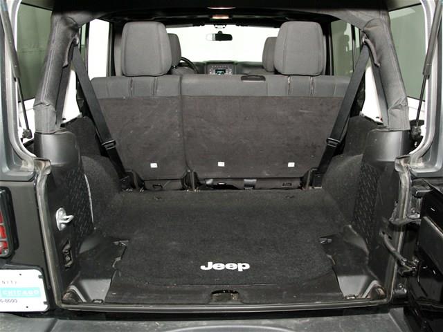 Jeep Wrangler 2012 photo 4