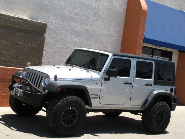 Jeep Wrangler 2012 photo 1