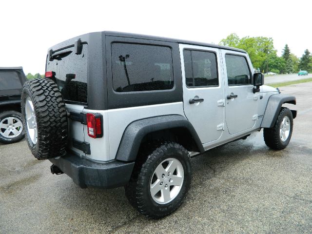 Jeep Wrangler 2012 photo 12