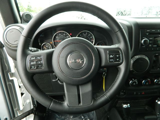 Jeep Wrangler 2012 photo 3