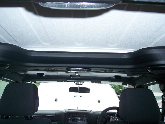 Jeep Wrangler 2012 photo 11