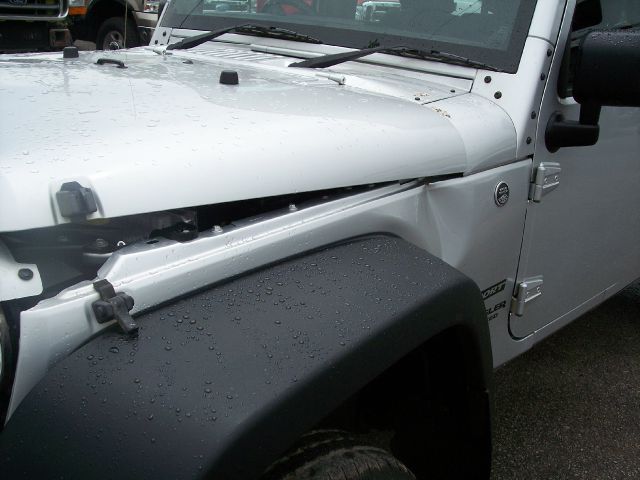 Jeep Wrangler 2012 photo 28