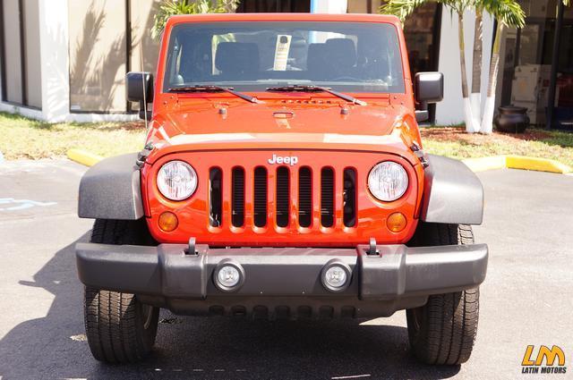 Jeep Wrangler 2012 photo 2