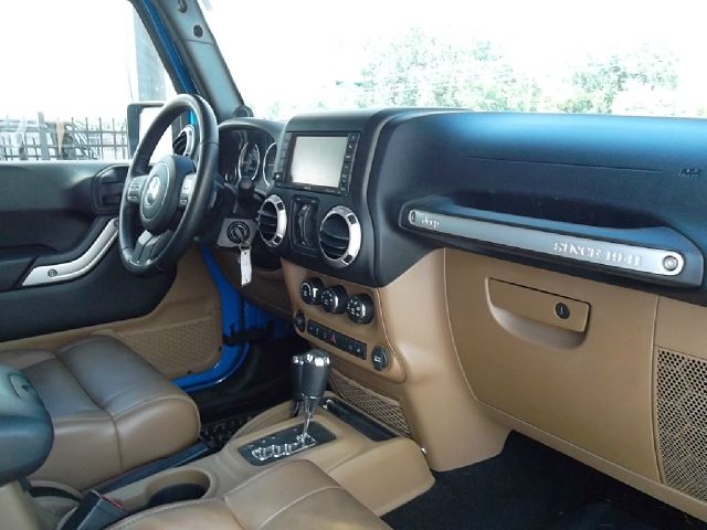 Jeep Wrangler 2012 photo 11