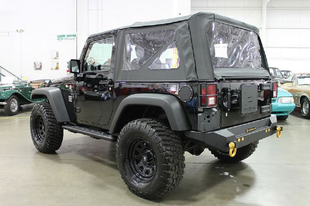 Jeep Wrangler 2012 photo 1