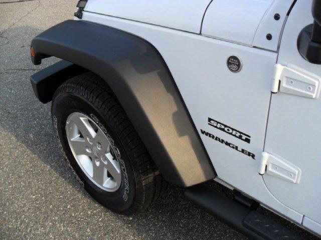 Jeep Wrangler 2012 photo 2