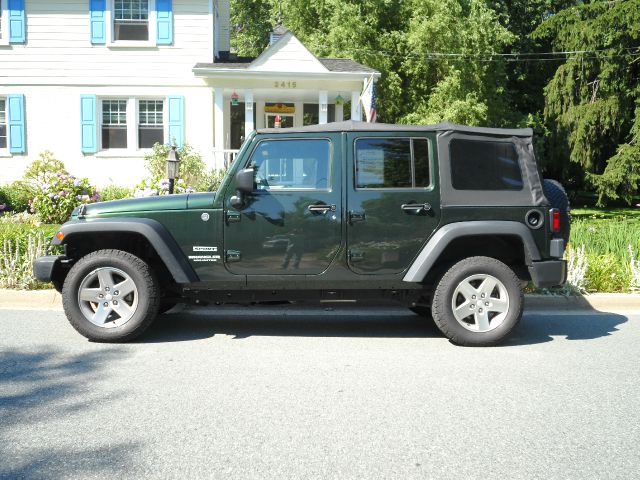 Jeep Wrangler 740il Navigation SUV