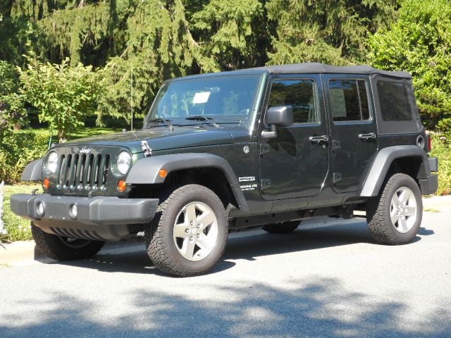 Jeep Wrangler 2012 photo 2