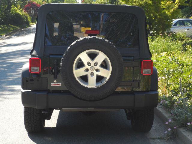 Jeep Wrangler 2012 photo 3