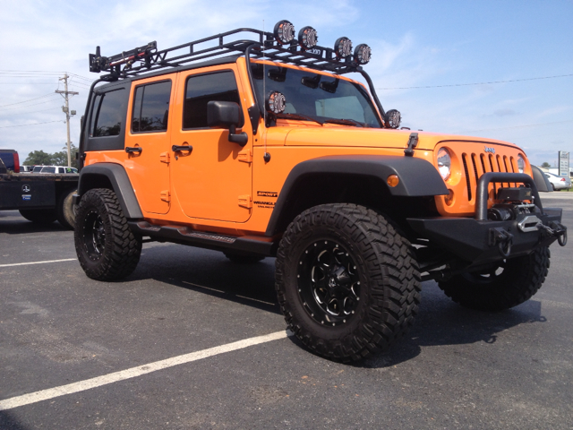 Jeep Wrangler 740il Navigation SUV