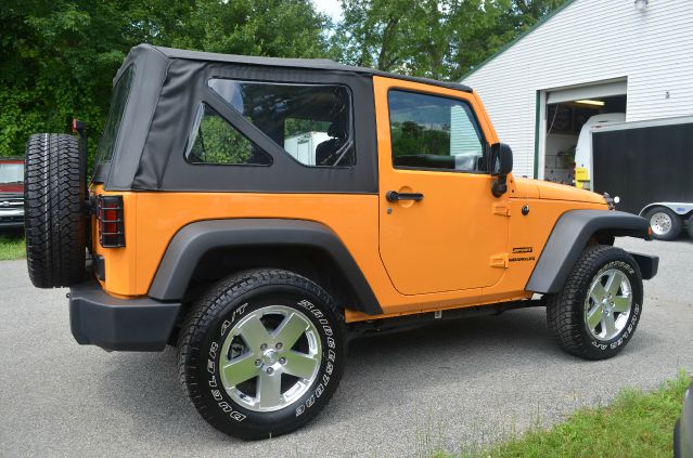 Jeep Wrangler 2012 photo 1