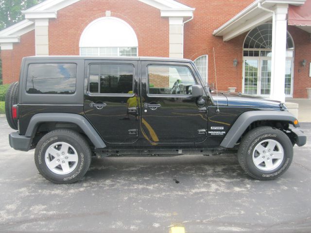 Jeep Wrangler 2012 photo 2