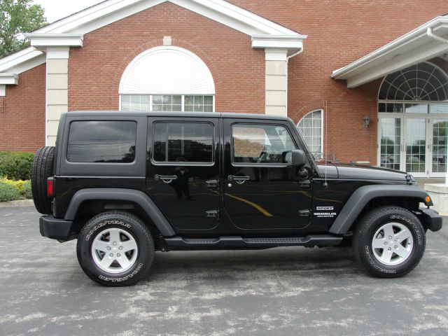 Jeep Wrangler 2012 photo 18