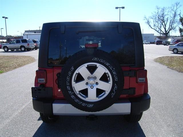 Jeep Wrangler 2012 photo 2