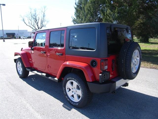 Jeep Wrangler 2012 photo 3