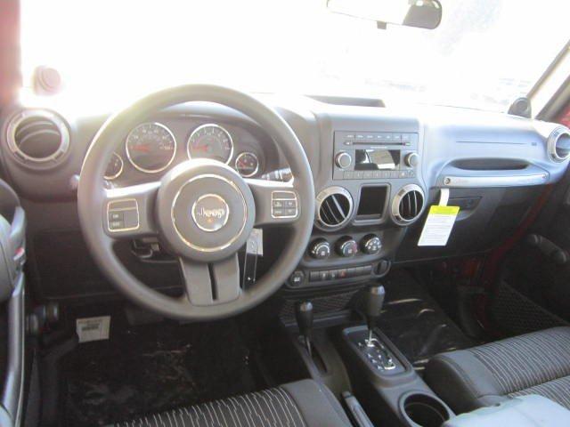 Jeep Wrangler 2012 photo 3