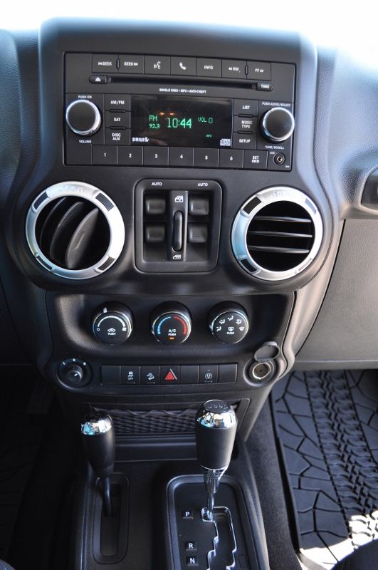 Jeep Wrangler 2013 photo 10