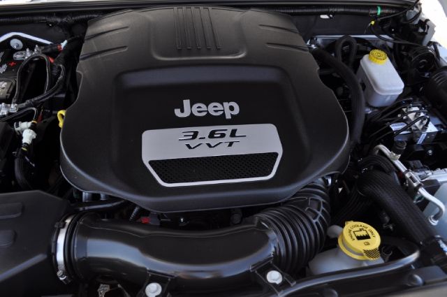 Jeep Wrangler 2013 photo 5