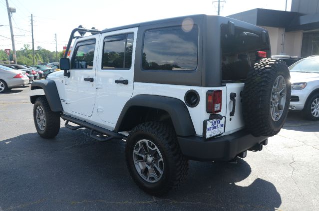 Jeep Wrangler 2013 photo 1