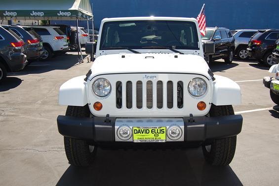 Jeep Wrangler 1500 Extended Cargo Clean SUV