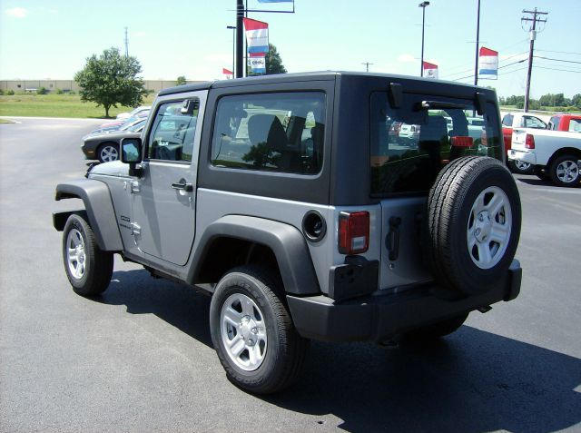 Jeep Wrangler 2013 photo 4