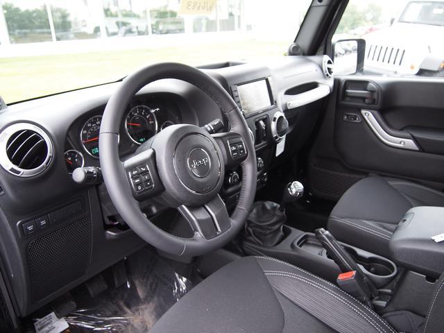 Jeep Wrangler 2013 photo 13