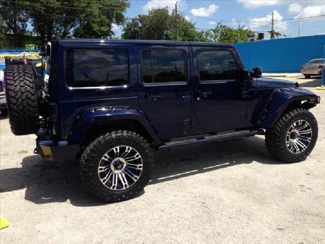 Jeep Wrangler 2013 photo 32