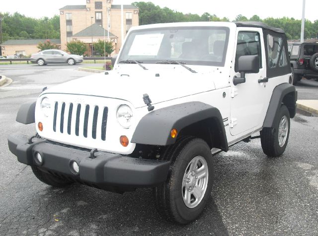 Jeep Wrangler 2013 photo 2