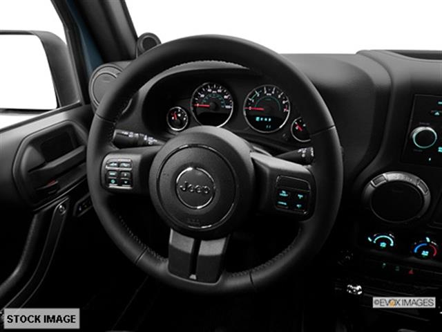 Jeep Wrangler 2014 photo 1