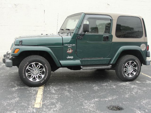 Jeep Wrangler Unlimited 2000 photo 4