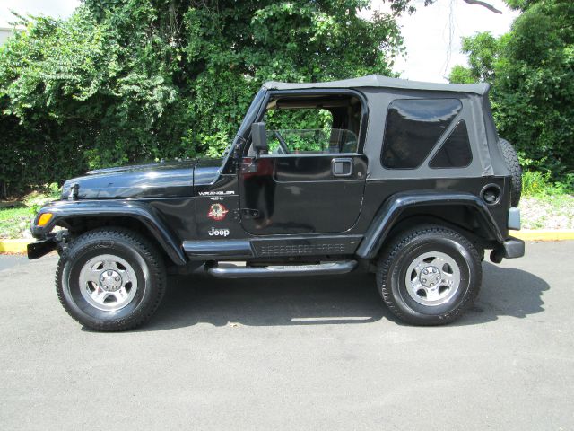 Jeep Wrangler Unlimited 2000 photo 2