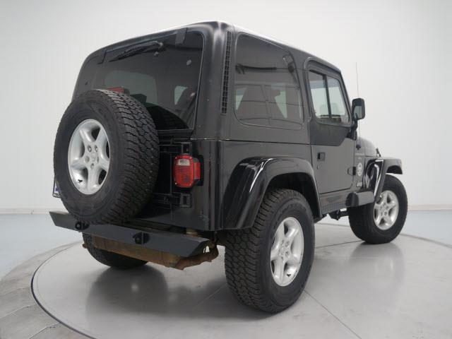 Jeep Wrangler Unlimited 3.5 SE SUV