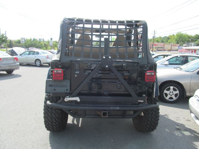 Jeep Wrangler Unlimited 2000 photo 2