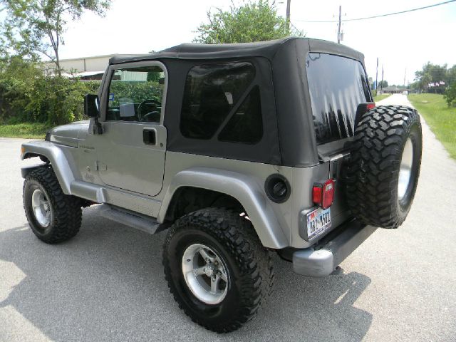 Jeep Wrangler Unlimited 2001 photo 4