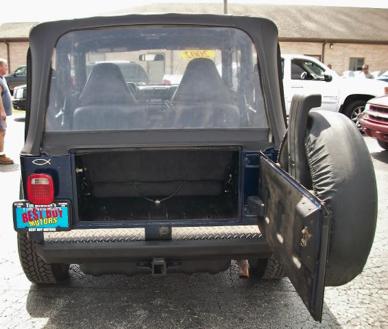 Jeep Wrangler Unlimited 2002 photo 2