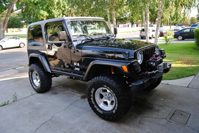 Jeep Wrangler Unlimited 2002 photo 2