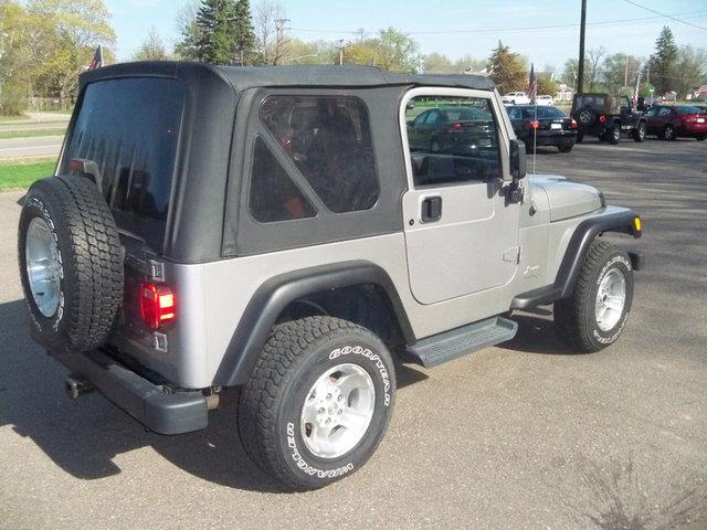 Jeep Wrangler Unlimited 2002 photo 2