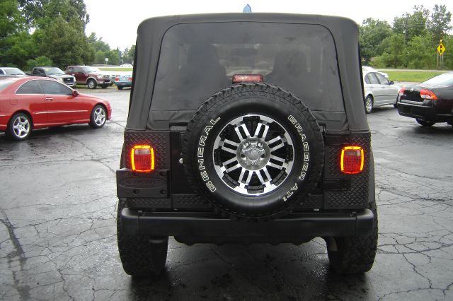 Jeep Wrangler Unlimited 2003 photo 3