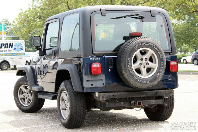 Jeep Wrangler Unlimited 2003 photo 2