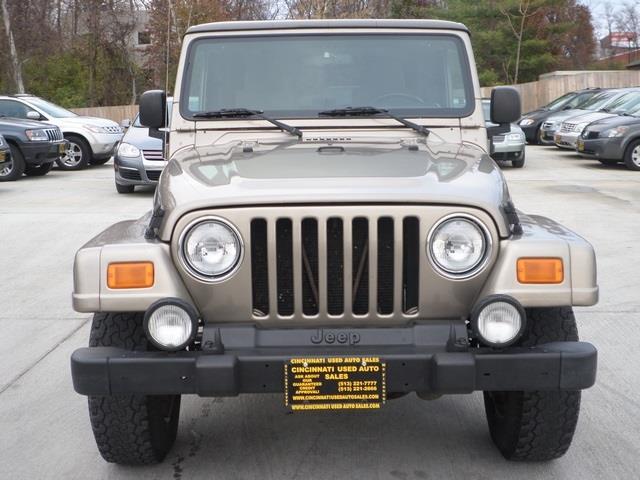 Jeep Wrangler Unlimited 2004 photo 3