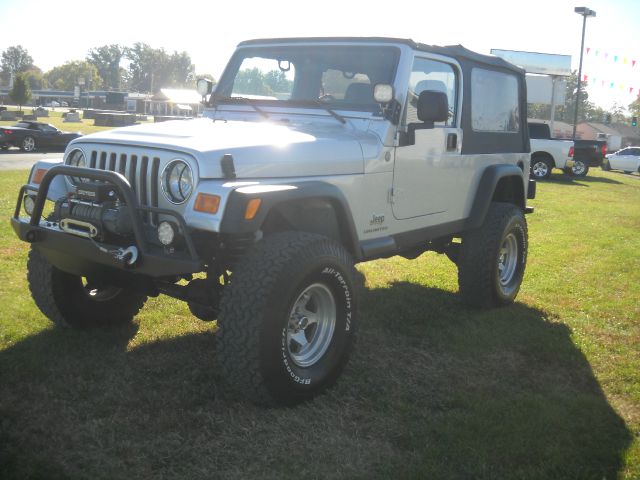 Jeep Wrangler Unlimited 2004 photo 2