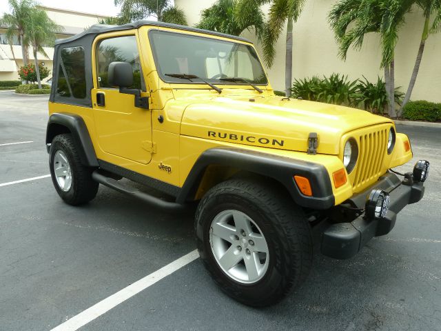 Jeep Wrangler Unlimited 2005 photo 2