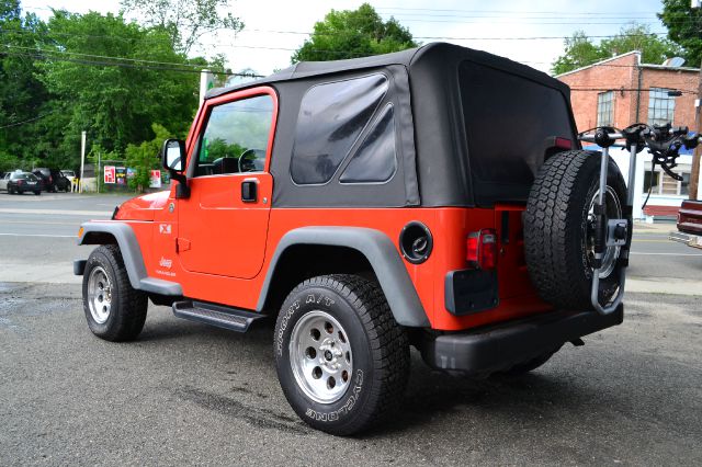 Jeep Wrangler Unlimited 2005 photo 2