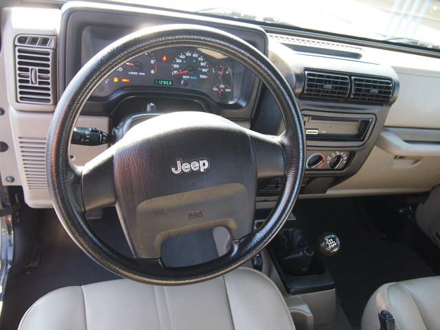 Jeep Wrangler Unlimited 2005 photo 4