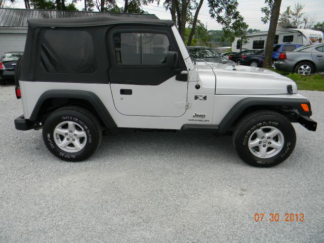 Jeep Wrangler Unlimited 2005 photo 2