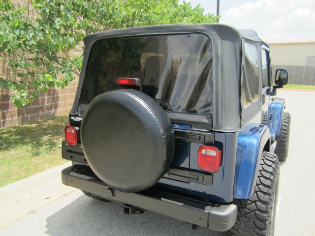 Jeep Wrangler Unlimited 323i Automatic Sedan SUV