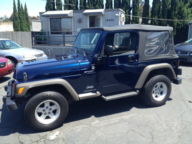 Jeep Wrangler Unlimited 2005 photo 2